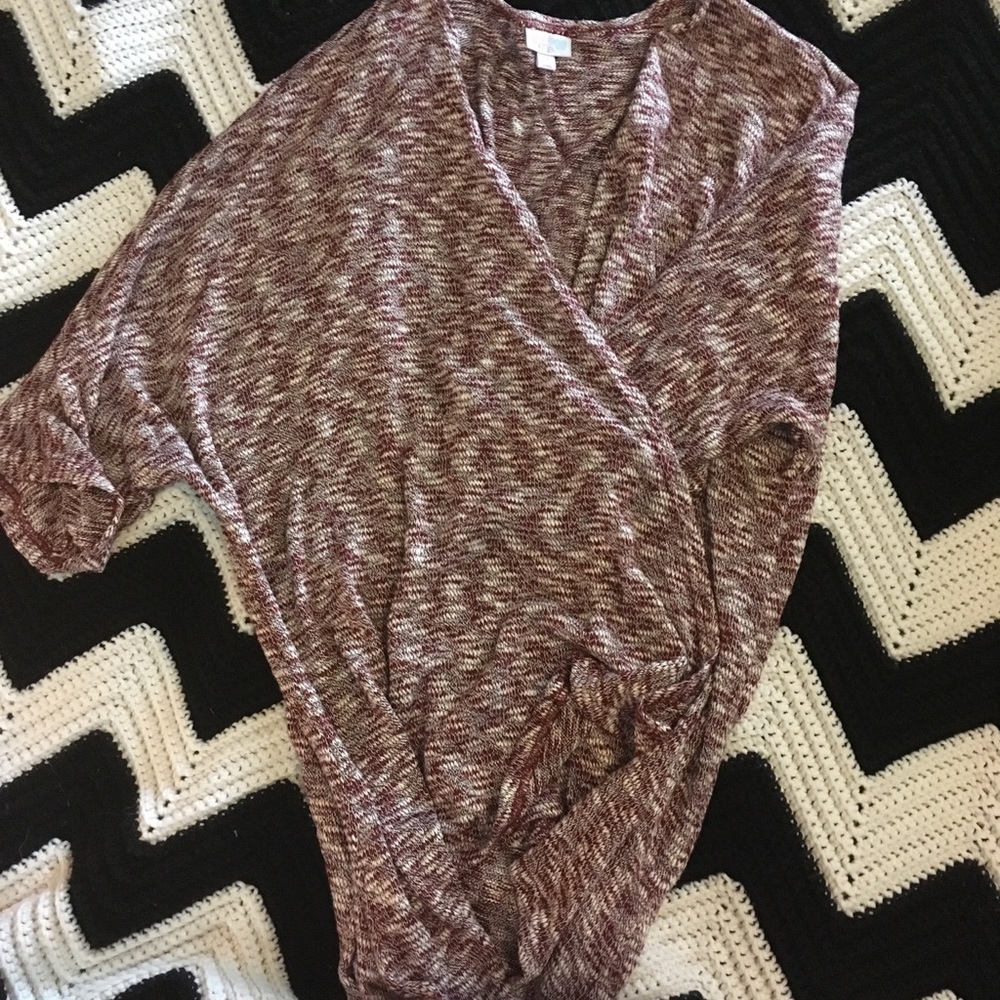 M Lindsay LulaRoe